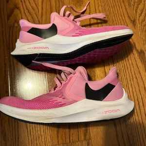 Nike pink women’s running shoes size 6.5